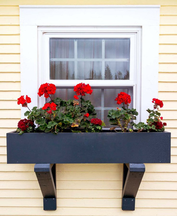 DIY Window Flower Box
 25 Wonderful DIY Window Box Planters