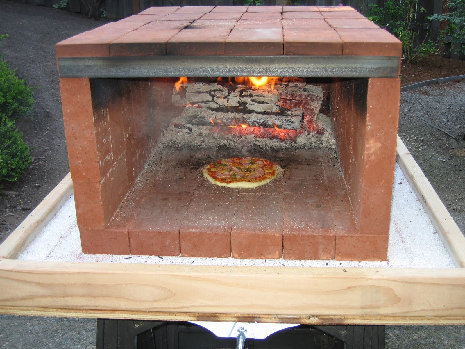 DIY Wood Pizza Oven
 Tinkering Lab Portable Pizza Oven