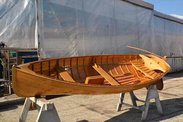 DIY Wooden Boat
 9 Easy DIY wood Projects