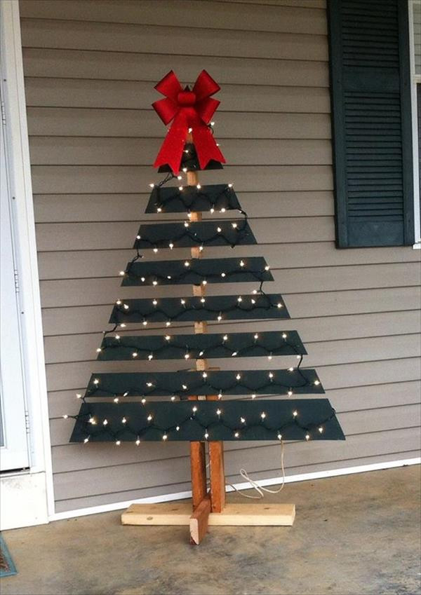 DIY Wooden Christmas Tree
 DIY Pallet Christmas Tree with Lights Concepts
