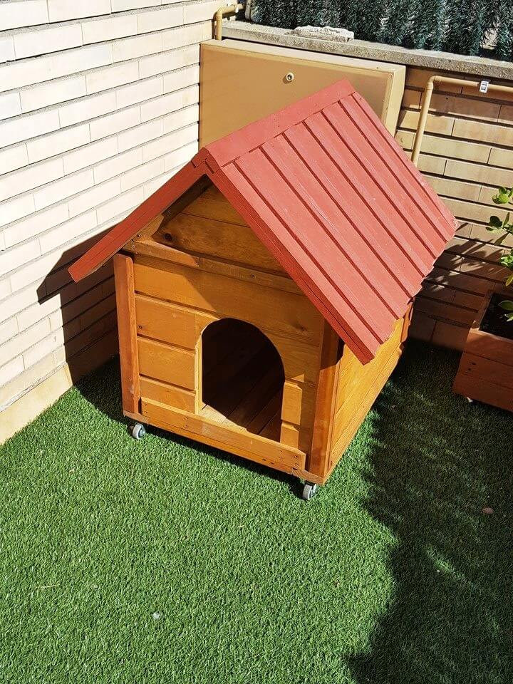 DIY Wooden Dog Kennel
 50 DIY Pallet Ideas That Can Improve Your Home