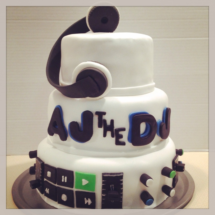 Dj Birthday Cake
 Dj Themed Birthday Cake CakeCentral