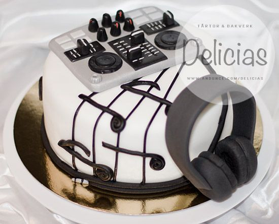 Dj Birthday Cake
 dj mixer birthday cake Hledat Googlem Party