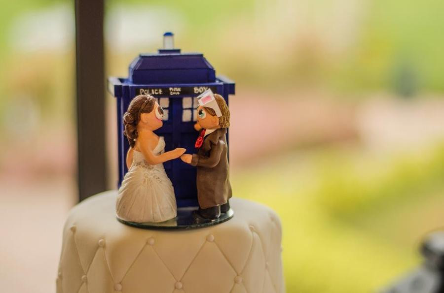 Doctor Who Wedding Cake Topper
 Doctor Who Cake Topper by BananaFairy59 on DeviantArt