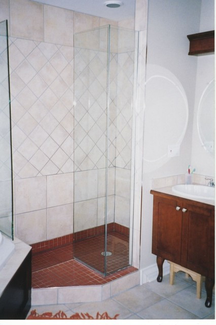 Doorless Shower For Small Bathroom
 Small Labyrinth doorless Shower Traditional Bathroom