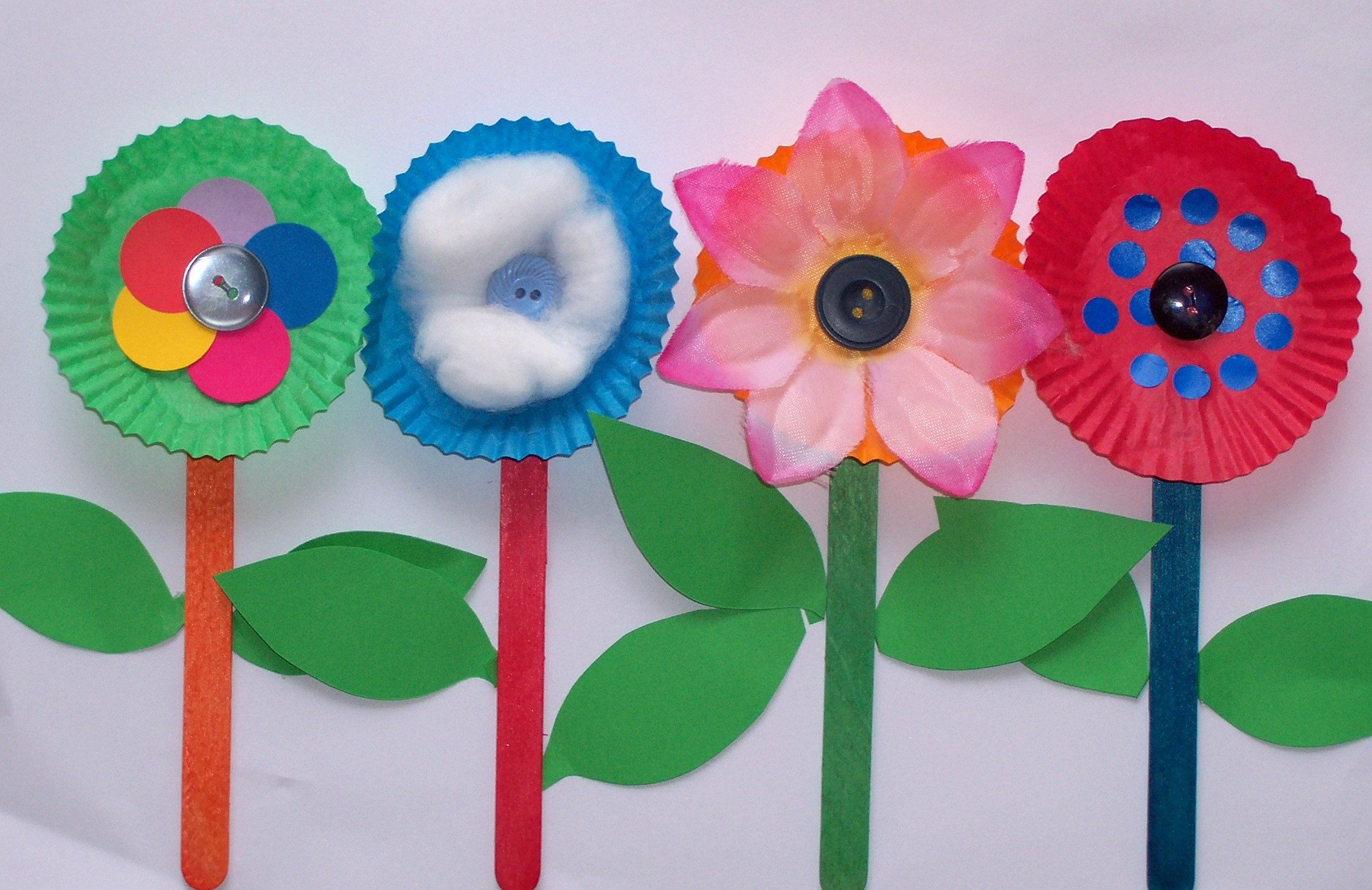 Easy Crafts For Toddlers
 Kids