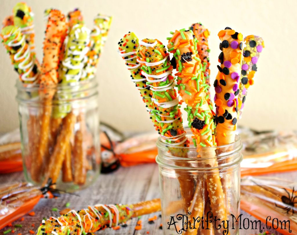 Easy Halloween Party Ideas
 Monster Eyes Grape Eyes Quick and Easy Healthy Halloween