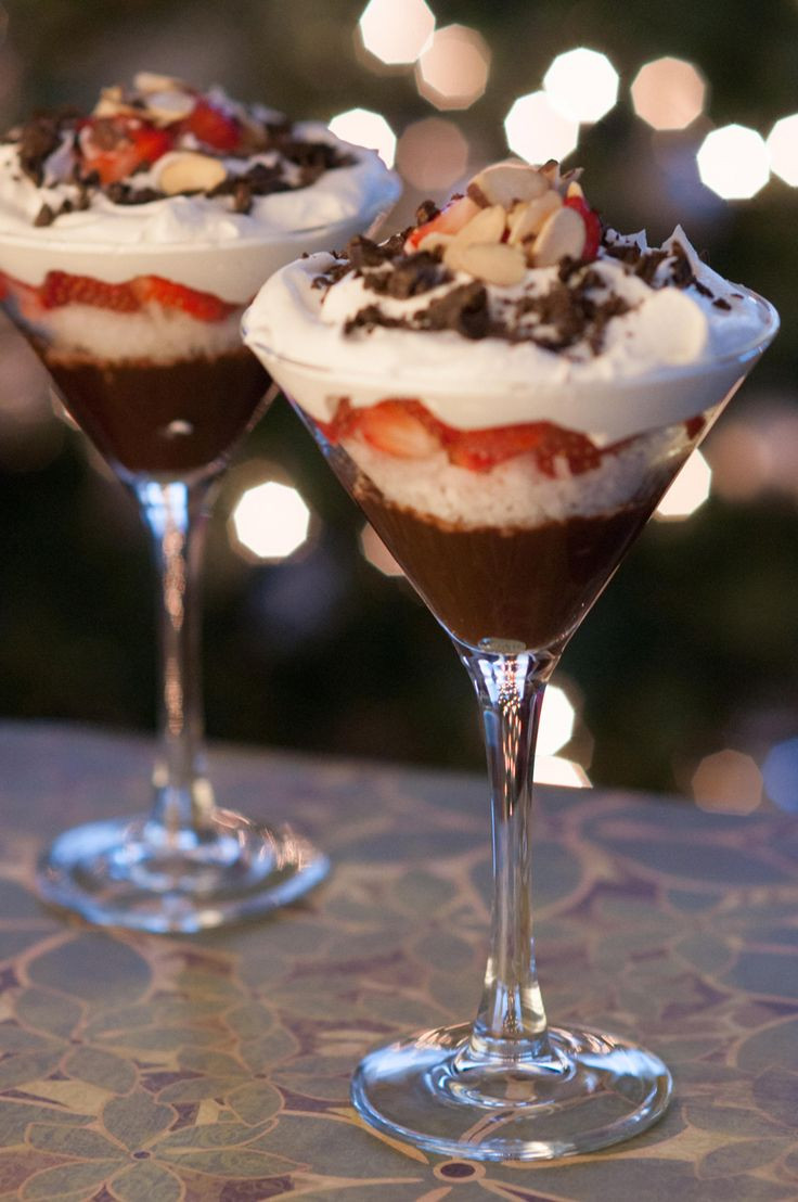 Easy Romantic Desserts For Two
 Valentines Dessert Under 200 calories