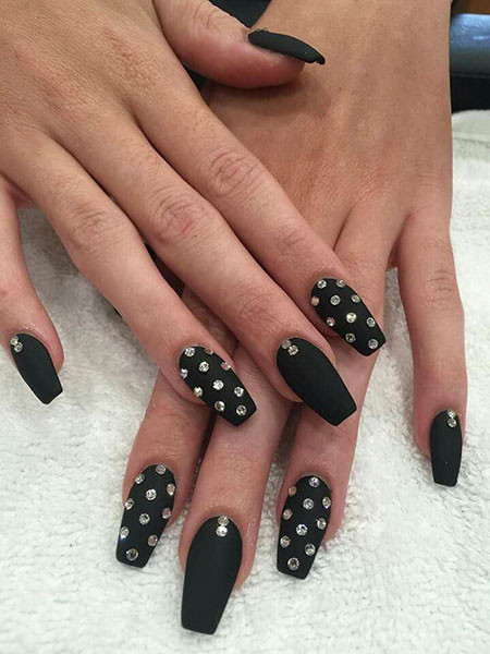 Edgy Nail Designs
 9 Black Nails with Edgy Rhinestones 562 Styles 2018