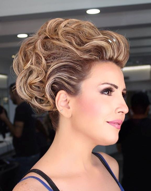 Elegant Hairstyles For Short Hair
 40 Best Short Wedding Hairstyles That Make You Say “Wow ”