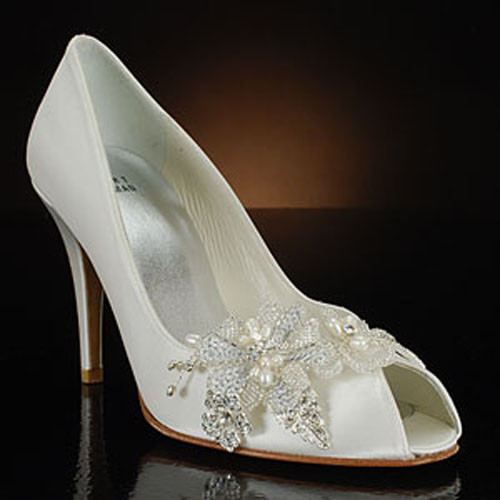 Elegant Wedding Shoes
 Elegant Bridal Style Cute White Wedding Shoes
