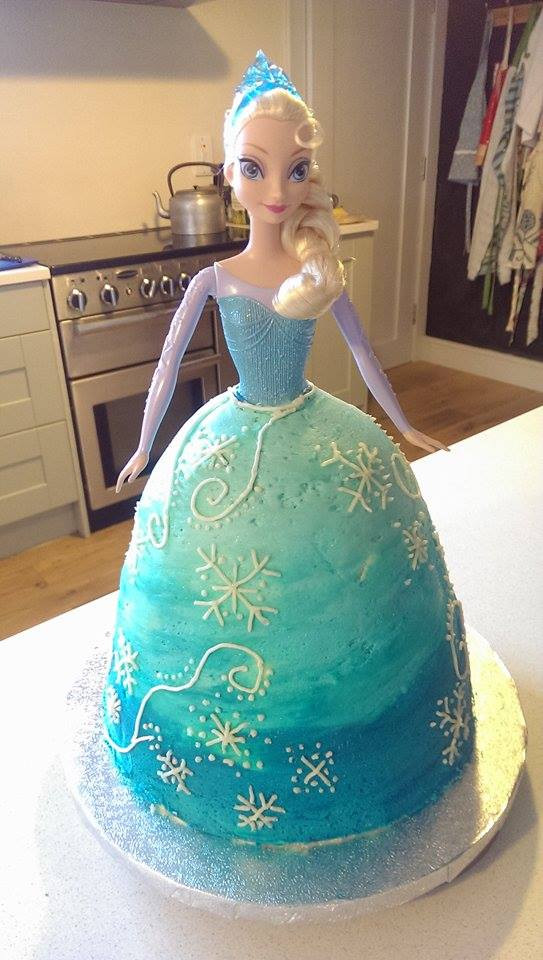 Elsa Birthday Cakes
 Instructions for Elsa from Frozen Cake