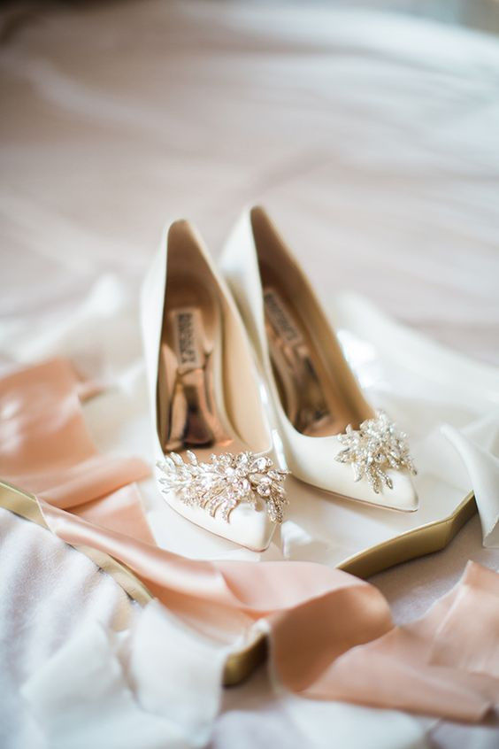 Embellished Wedding Shoes
 Stunning Embellished Wedding Shoes Ideas crazyforus
