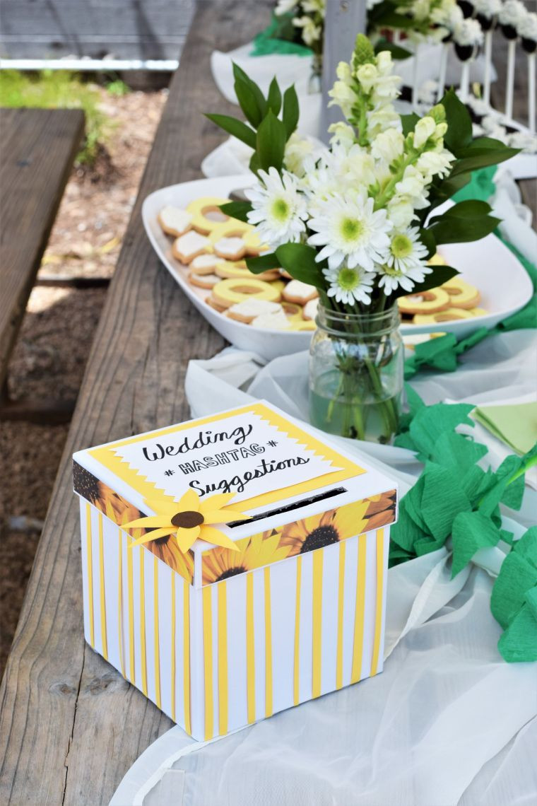 Engagement Party Ideas Diy
 How to Throw a Casual Engagement Party