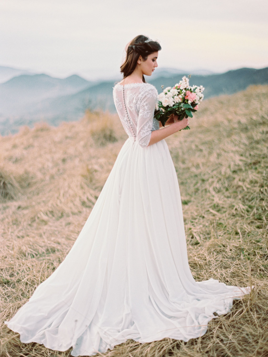 Ethereal Wedding Gowns
 20 Ethereal Wedding Dresses from Etsy