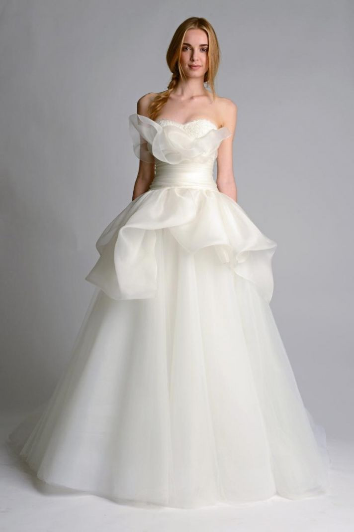Ethereal Wedding Gowns
 Ethereal New Wedding Dresses by Marchesa