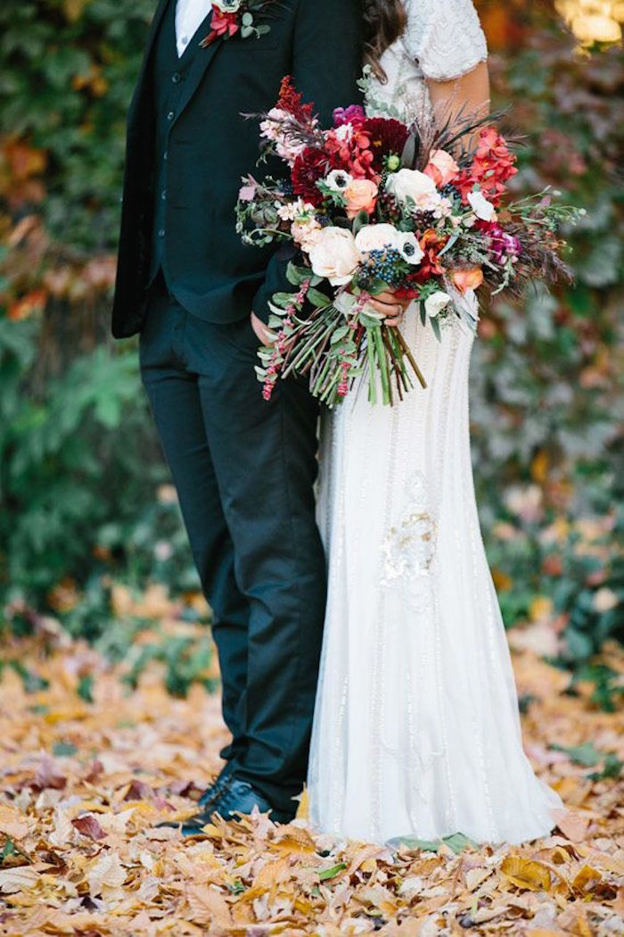 Fall Flowers For Weddings
 Fall Wedding Ideas with Luxe Rustic Style MODwedding