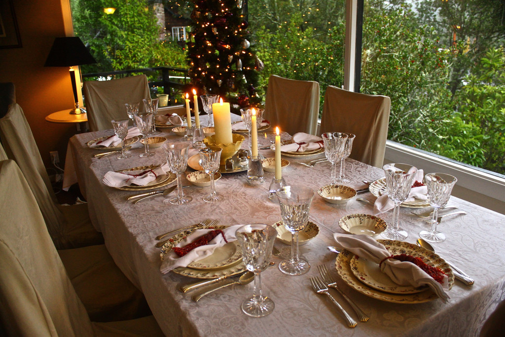 Fancy Dinner Party Ideas
 How to Effortlessly Throw a Fancy Dinner Party in College