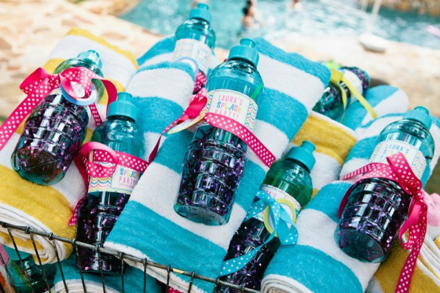 Favor Ideas For Pool Party
 How to Throw a Summer Pool Party for Kids