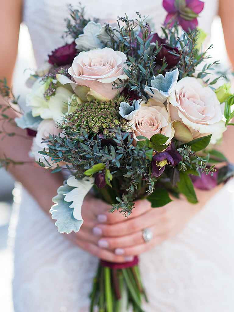 Flowers For Wedding Bouquet
 15 Standout Wildflower Bouquets
