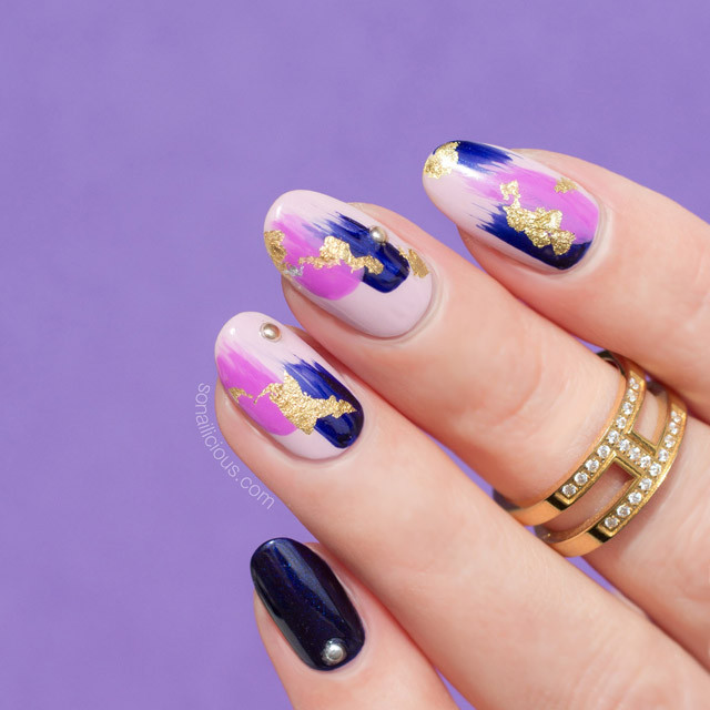 Foil Nail Art
 12 Brilliant Foil Nail Designs to Try This Weekend