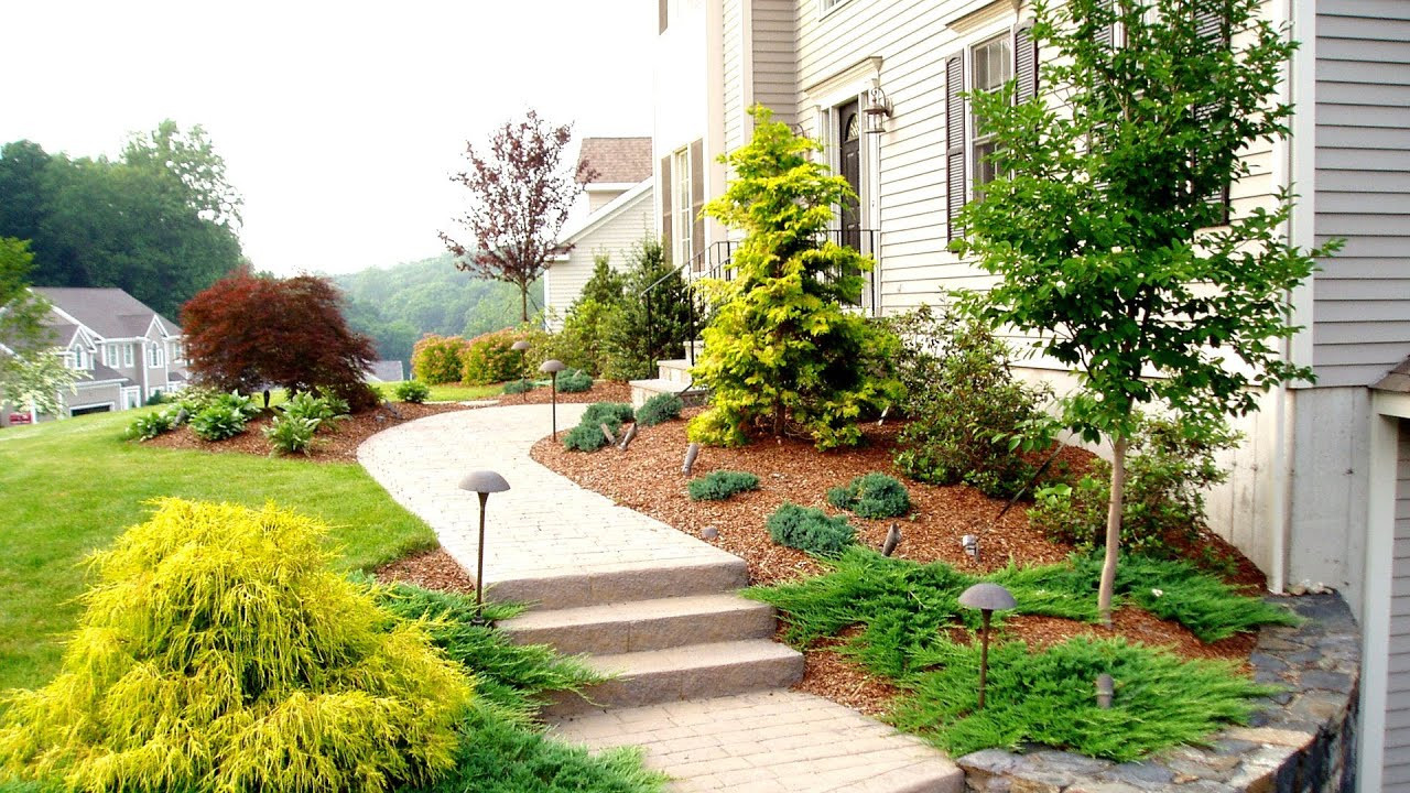 Front Yard Landscape Plans
 Front Yard Landscaping Ideas by a Trumbull CT Landscaper