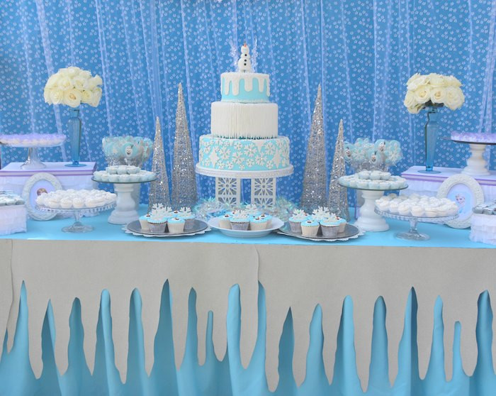 Frozen Birthday Party Decorations
 Frozen Party Decorations for a Festive Winter Fete