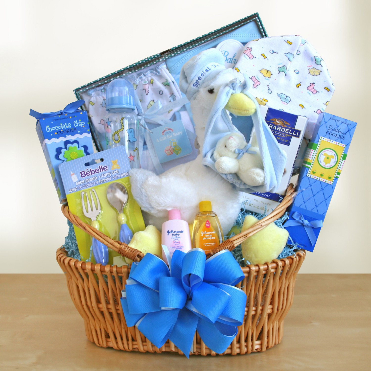 Gift Basket For Baby Boy
 Wel e Baby Boy Gift Basket Gift Baskets Plus