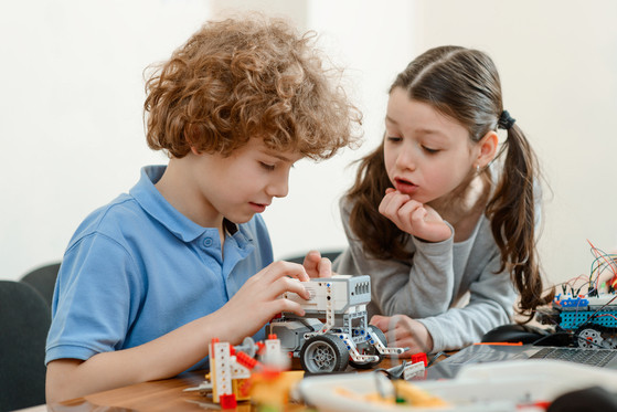 Gifts For Kids To Share
 2018 Gift Guide The Best STEM Toys for Kids