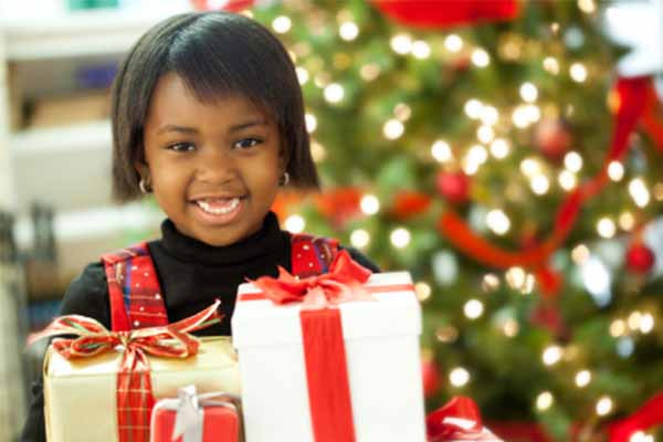 Gifts To Children
 20 Great Christmas Gifts for Kids to Give