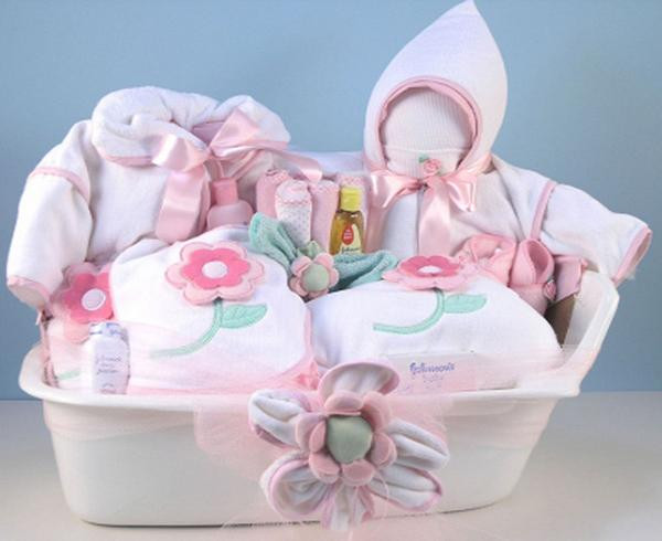 Girl Baby Gifts Ideas
 Baby Shower Gift Ideas Easyday