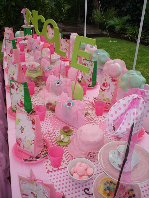 Girl Tea Party Ideas
 iCafe Woman Moderne April Showers Bring May Tea Parties