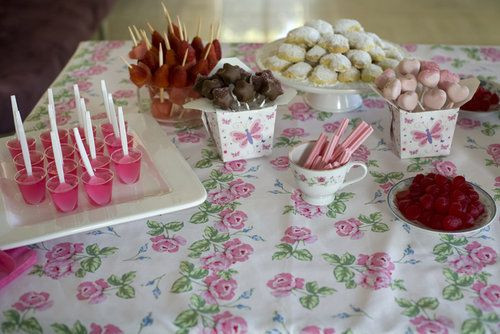 Girls Party Food Ideas
 Heart Cake Pop