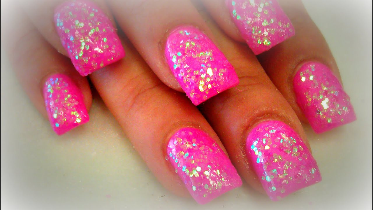 Glitter Pink Nails
 DIY PINK GLITTER NAILS