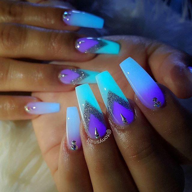 Glow In The Dark Nail Designs
 Gorgeous Metallic Nail Art Designs That Will Shimmer and