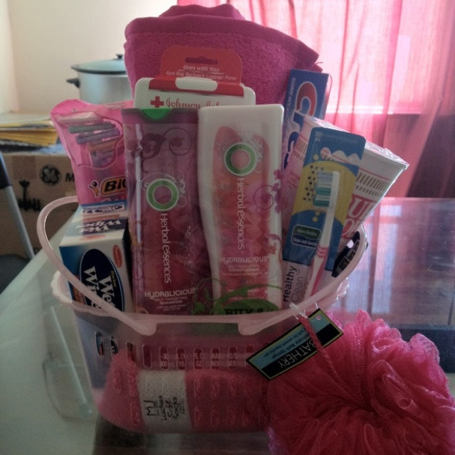 Going Away Gift Ideas For Girlfriend
 126 best ♦Teen Girl Gift Baskets♦ images on Pinterest