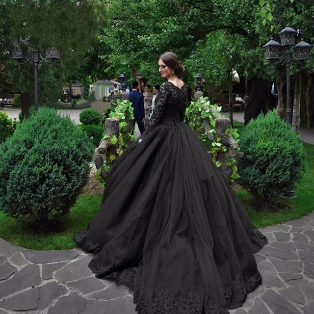 Gothic Wedding Gown
 Fashion Black Gothic Wedding Dresses Illusion Lace Long