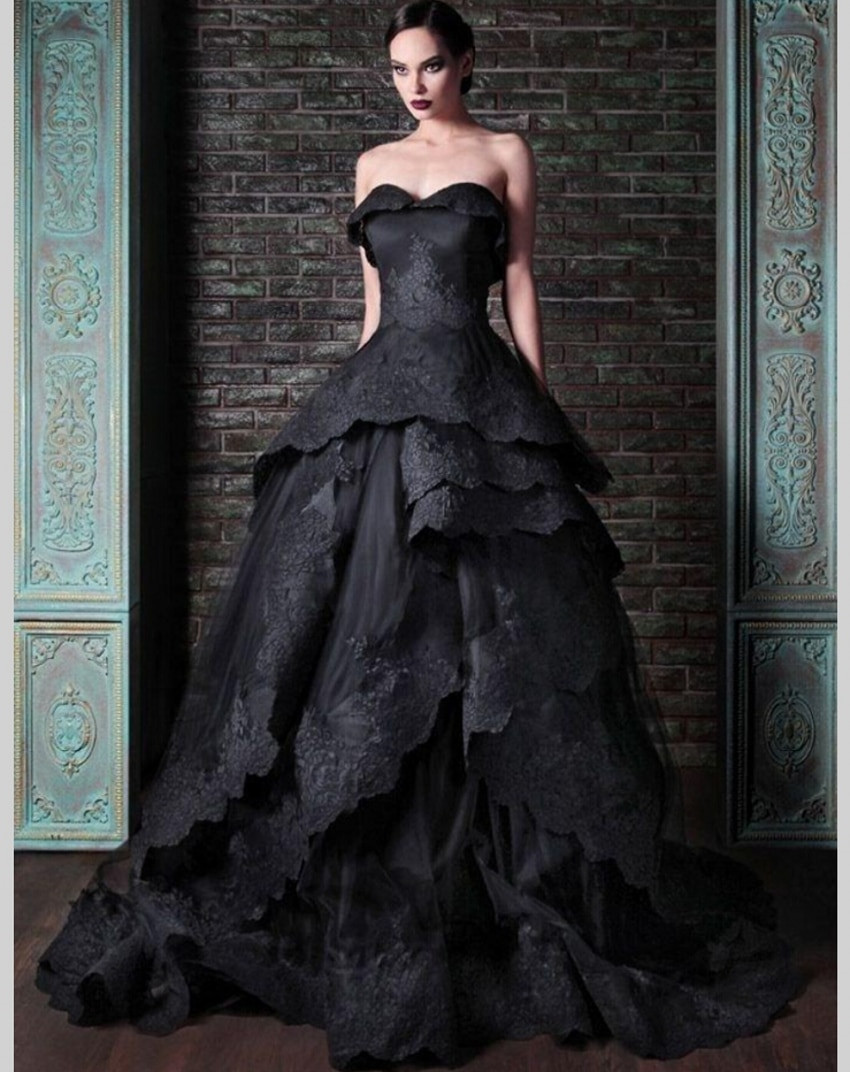Gothic Wedding Gown
 Black Gothic Wedding Dresses Sweetheart Lace Ball Gown