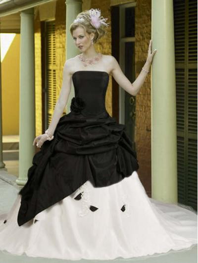 Gothic Wedding Gown
 2013 Black And White Gothic Wedding Dresses Cheap Zuhair