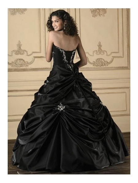 Gothic Wedding Gown
 Black Embroidery Ball Gown Gothic Wedding Dress