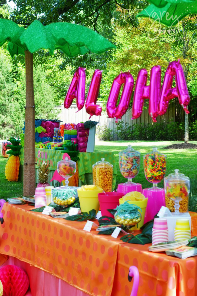 Graduation And Birthday Party Ideas
 GreyGrey Designs Aloha High School Luau Themed Graduation