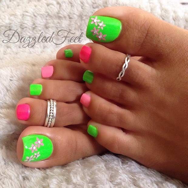 Green Toe Nail Designs
 31 Easy Pedicure Designs for Spring