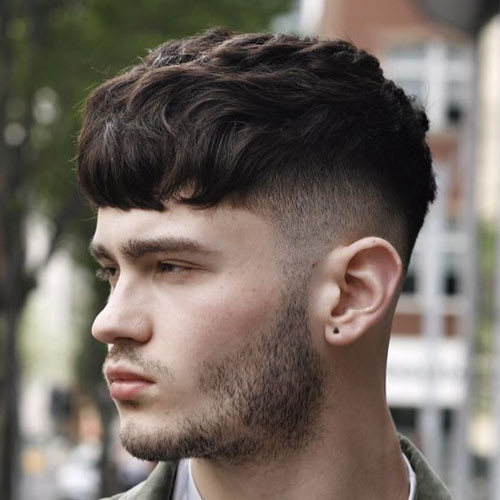 Haircuts For Men With Long Faces
 Best Men s Haircuts For Your Face Shape 2020 Illustrated