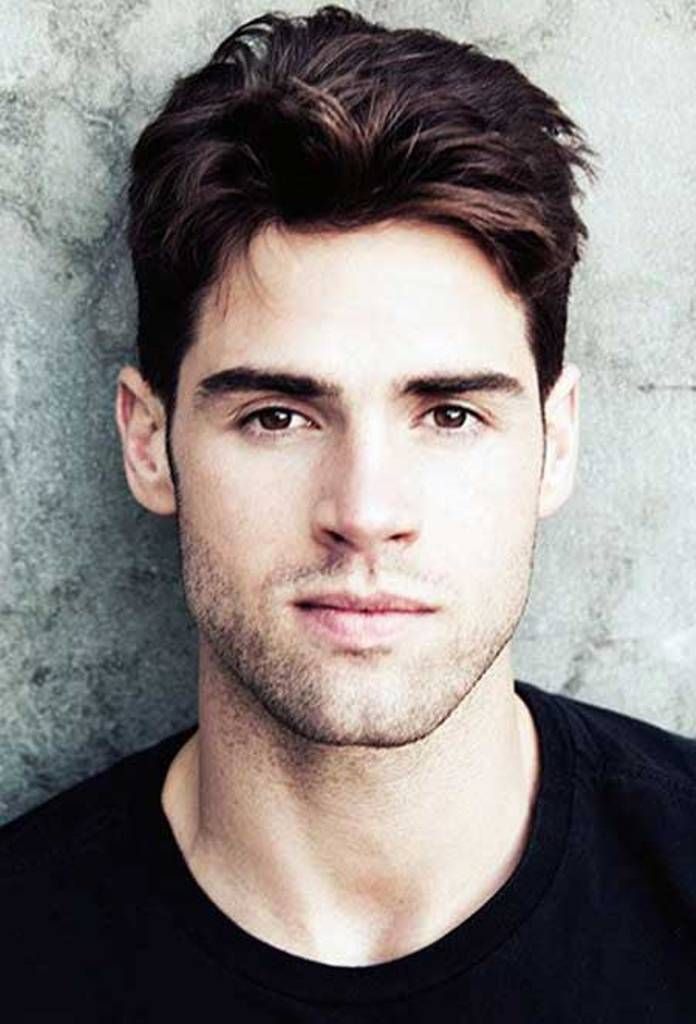 Haircuts For Men With Long Faces
 Best Haircuts for Men with Big Foreheads