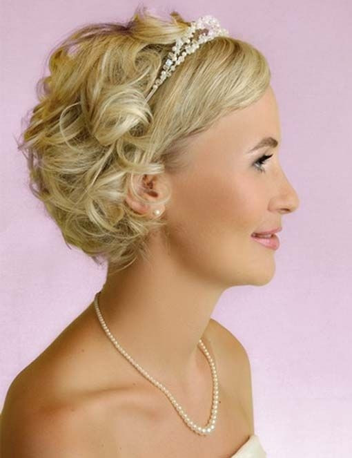 Hairstyle For Bridesmaid With Short Hair
 Bridesmaid Hairstyles for Short Hair PoPular Haircuts