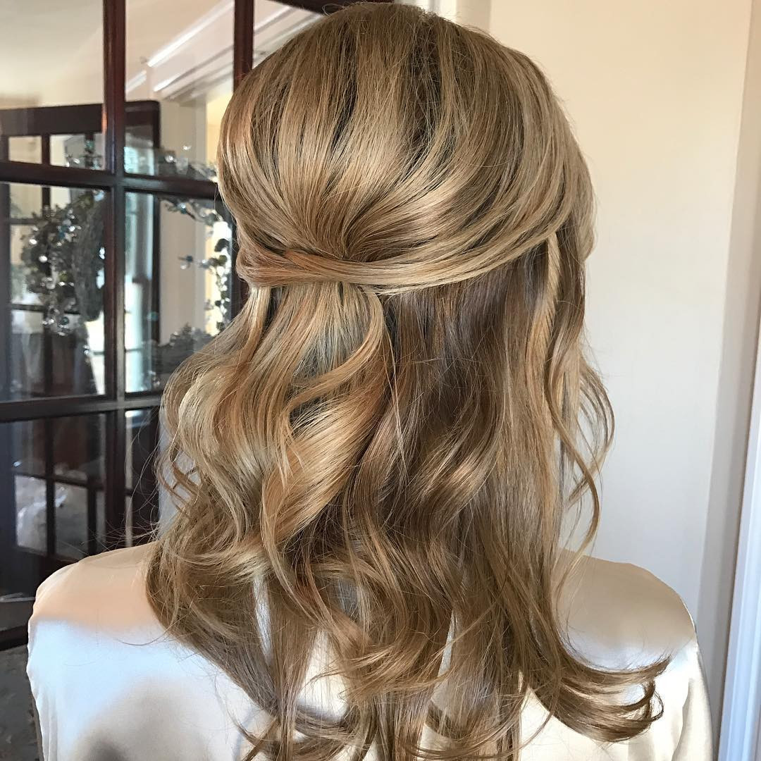 Hairstyle For Wedding Bridesmaid
 40 Irresistible Hairstyles for Brides and Bridesmaids