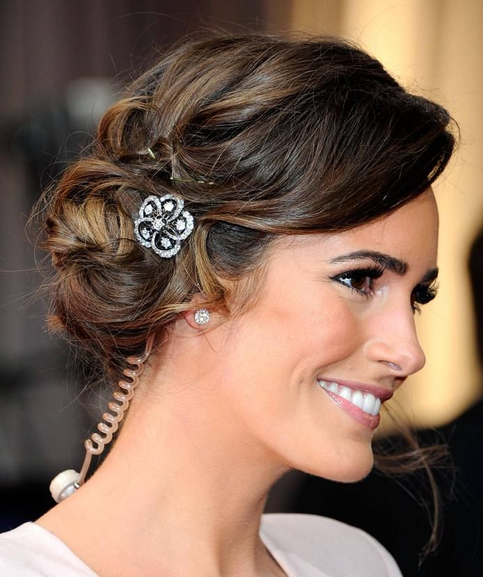 Hairstyle For Wedding Guest
 Best Wedding Guest Hairstyles For Women 2016