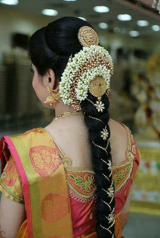 Hairstyles For Indian Brides
 15 Popular South Indian Bridal Hairstyles for Engagement