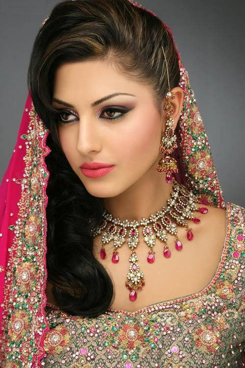 Hairstyles For Indian Brides
 20 Wedding Hairstyles for Indian Brides Stylishwife