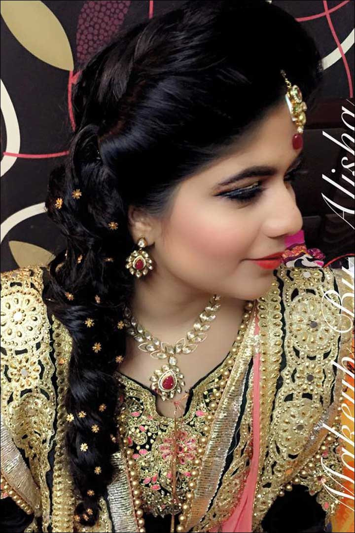 Hairstyles For Indian Brides
 Perfect South Indian Bridal Hairstyles For Receptions